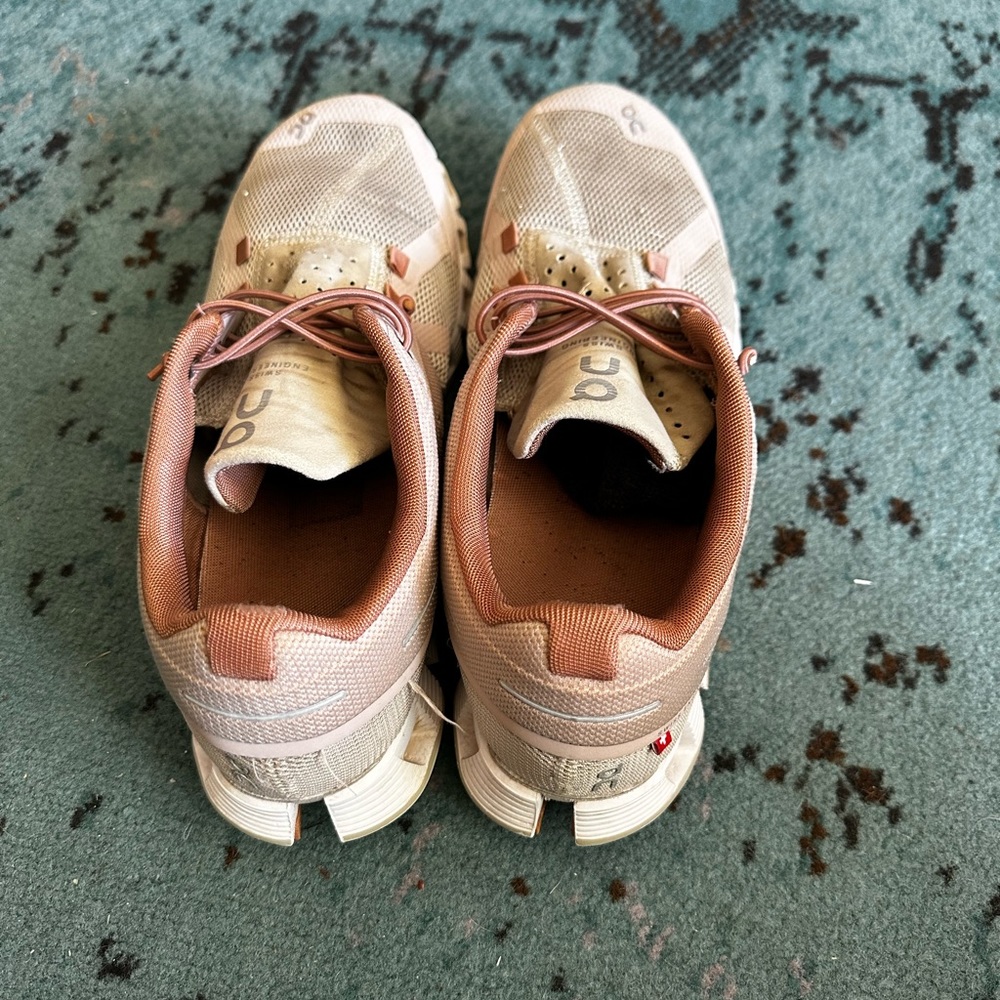 On Running Women's Pink and White Cloudflow Athletic Shoes
